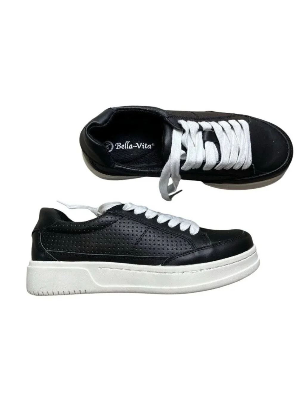Bella Vita Novia Women's Black Leather Sneakers Size 5.5